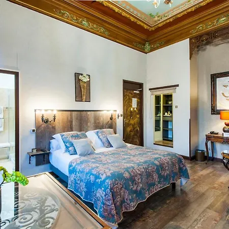 Hotel De Charme Le Provence 3*